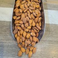 مغز بادام خارجی تفت داده شده