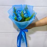 دسته گل رز آبی