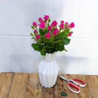 دسته گل رز مینیاتوری سرخابی
