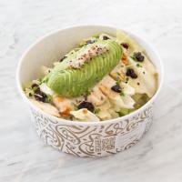 سالاد مرغ و آووکادو