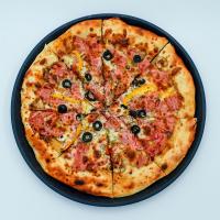 پیتزا ژامبون و قارچ ایتالیایی