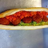 ساندویچ فلافل با ترشی
