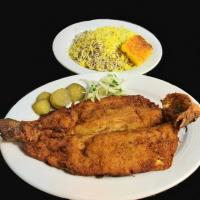 باقالی پلو با ماهی قزل آلا سرخ شده