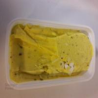 بستنی سنتی پسته ای