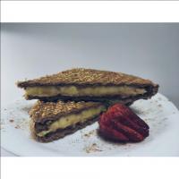 تست کره بادام زمینی و موز