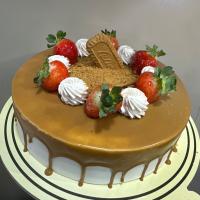 کیک لوتوس متوسط