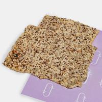 نان جو خشک تخمه و کنجد