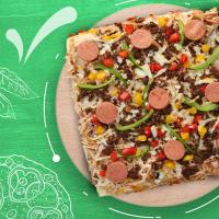 پیتزا گوشت و قارچ پنجره ای متوسط