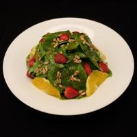 سالاد اسفناج و میوه