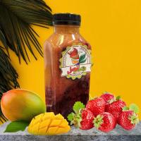 آبمیوه انبه و توت فرنگى