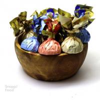 شکلات شونیز پرچمی