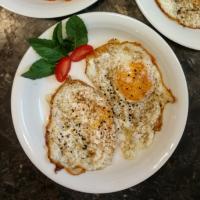 نیمرو (دو عدد تخم مرغ)