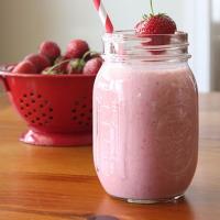 شیر توت فرنگی