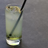 شربت بهار نارنج و آلوئه ورا