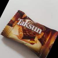 شکلات کاکائویی با مغز کنجد