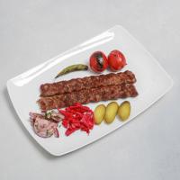 خوراک کباب کوبیده (دو سیخ)