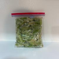 کرفس خرد شده