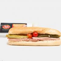 ساندویچ باگتی کالباس گوشت رباط