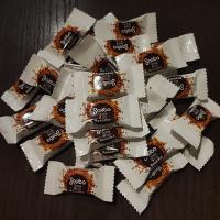 شکلات کنجدی سایرو