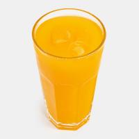 آبمیوه طبیعی پرتقال