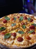 پیتزا مارگاریتا