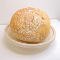 نان خمیر ترش گردو عسل