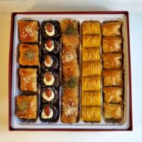 باقلوا شیرعسلی| ترکیبی 14 (1.280 کیلوگرم، 28عدد)