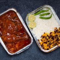 زرشک پلو با مرغ سس پز (ران) برنج ایرانی