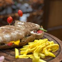 پنینی مرغ اسفناج