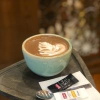 هات چاکلت فندوقی