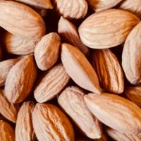 بادام خام خارجی