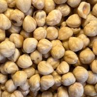 مغز فندق خام