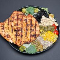 سالاد سزار با مرغ گریل