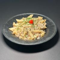 پاستا پنه آلفردو با سس قارچ