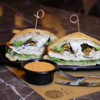 چیکن چیز ساندویچ