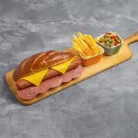 ساندویچ هات داگ پپرونی