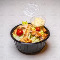 سالاد سزار با مرغ گریل