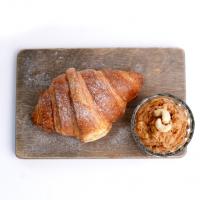 کراسان بادام زمینی