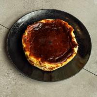 چیزکیک سن سباستین 6 الی 8 نفره