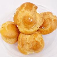 شیرینی نان خامه ای