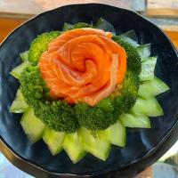 ساشیمی سالمون