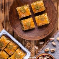 باقلوا لبنانی پسته ای