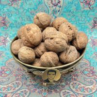 گردو با پوست