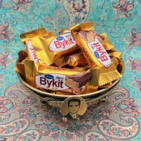 شکلات بایکیت بادام زمینی