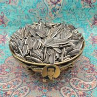 تخمه آفتابگردان دور سفید خام