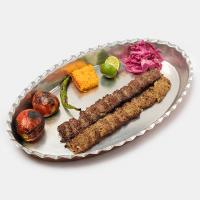 خوراک کباب کوبیده (دو سیخ)
