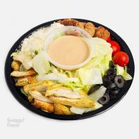 سالاد سزار با فیله مرغ