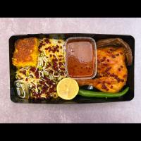 زرشک پلو با مرغ اعلا سرخ شده (ران)