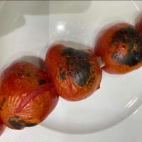 گوجه کبابی (یک سیخ)