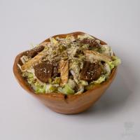 سالاد سزار با مرغ گریل